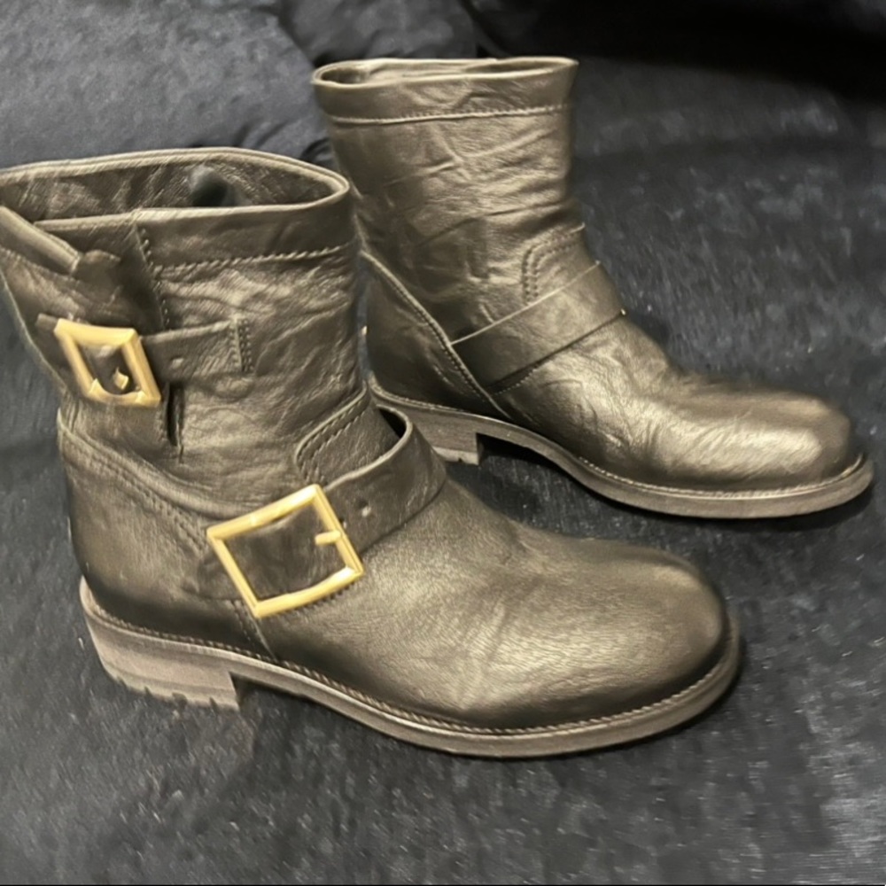 New Jimmy Choo moto boots in black aged leather size 6 !!!